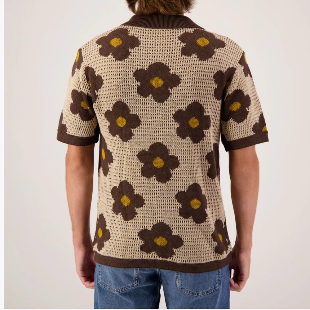 Massive Luxury  Open Knit Floral Shirt (Contemporary)
Super Massive size L Nwt - Picture 3 of 7